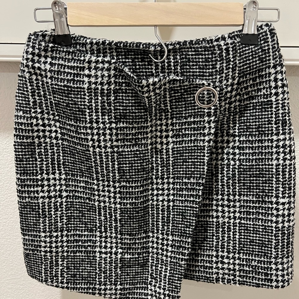 H&M mini skirt